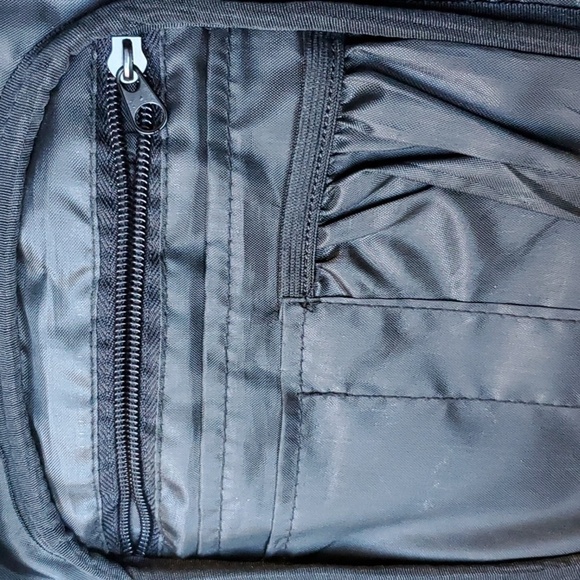 FUL two in one Macbook and IPad computer backpack Black - Picture 8 of 11